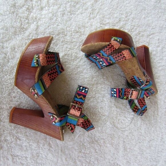 Gianni Bini Chunky High Heels Women's Size 8 Multicolor Tribal Print VGUC - Picture 3 of 14